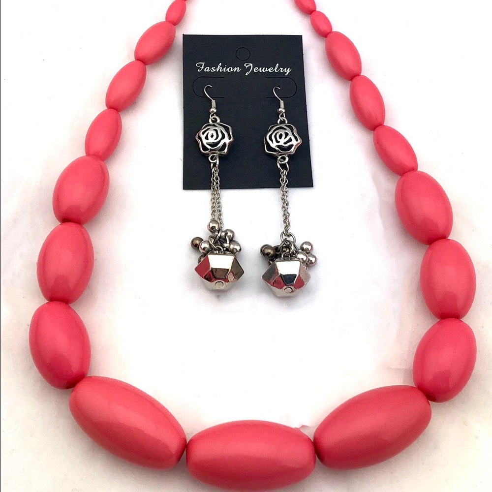 Hot Pink beaded Necklace with Earrings
